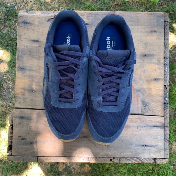 Reebok classic navy gum Clearance
